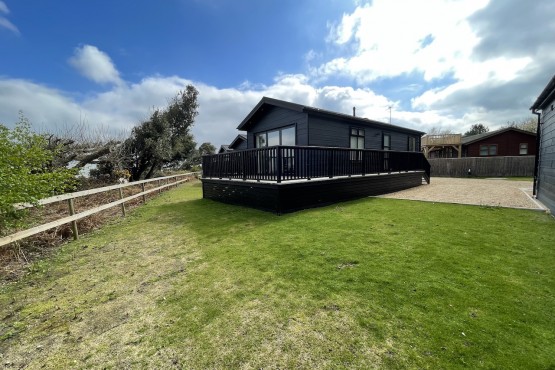 DIRECT SEA VIEW WITH BI-FOLD DOORS  2 bedroom Lodge Image 1