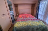 Regal Autograph 2 bedroom lodge on a lovely gardeners and bird watchers paradise pitch!!! Thumbnail 13