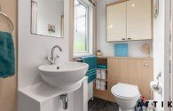 Regal Autograph 2 bedroom lodge on a lovely gardeners and bird watchers paradise pitch!!! Thumbnail 14